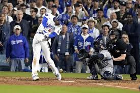 仕事ができるドジャース、早速昨日のフリーマンのユニフォームを展示wwwwwww