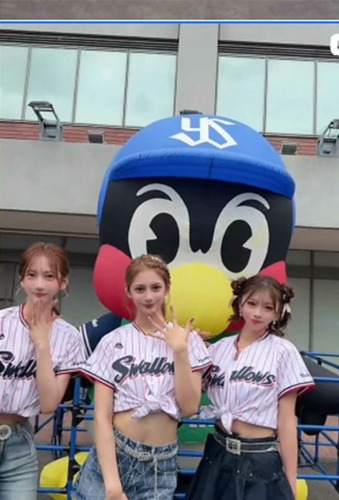 野球少年への配慮なし　キャバ嬢イベント中止のヤクルトに「ファンであることが恥ずかしい」崩したユニフォームの着方にも批判殺到