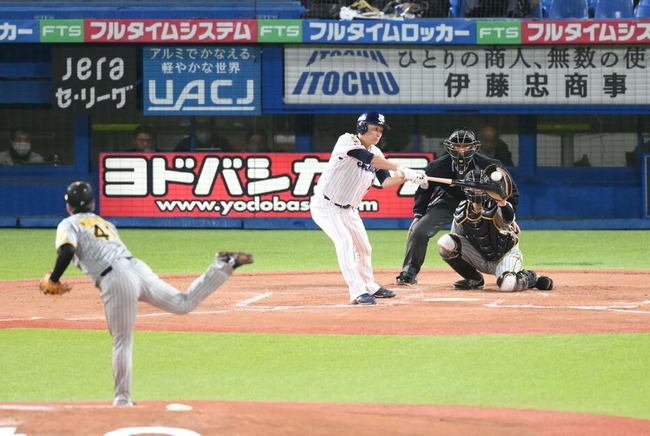 ヤクルト石川雅規がプロ野球記録を樹立　投手としてプロ入りから２２年連続安打