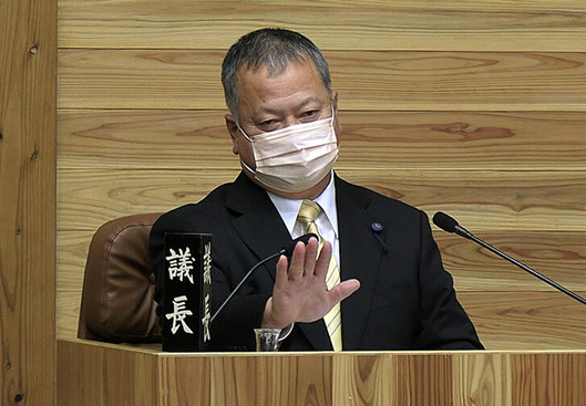 石田尾議長制止