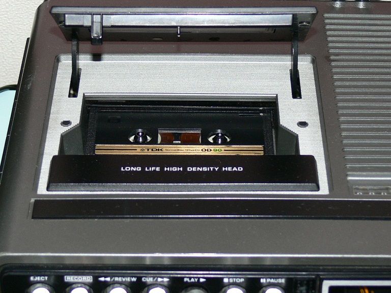 National ステレオラジオカセットレコーダー ラジカセ RS-4400 National ステレオラジオカセットレコーダー ラジカセ RS-4400