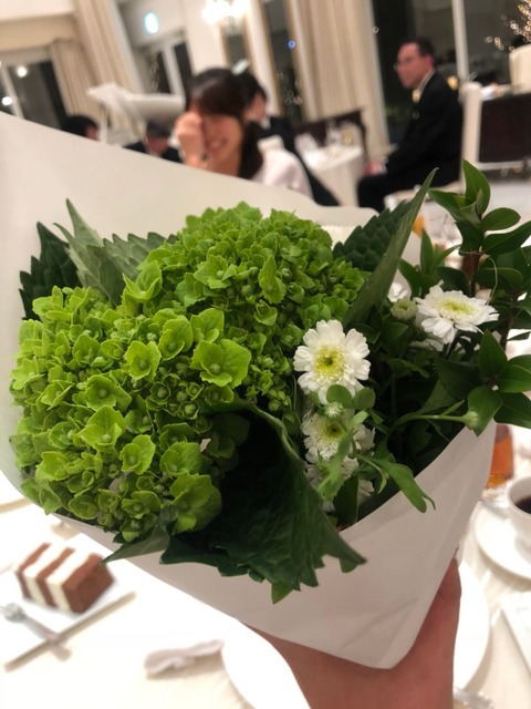 28AA40DA-589B-4E81-B190-98FA0EEC2553