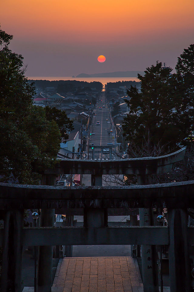 宮地嶽神社の夕陽