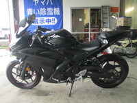 R25 001