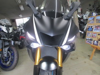 R6 023