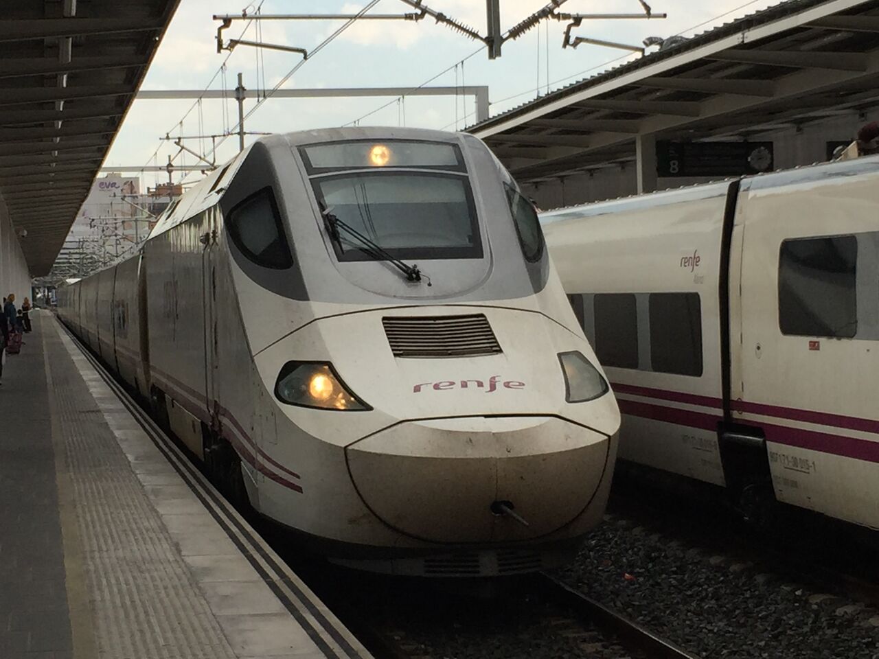 16 5 3 バレンシア出張の休日 アリカンテへ やまちの国内 海外散歩記録 時々鉄道時々御朱印 16 5 3 バレンシア出張の休日 アリカンテへ やまちの国内 海外散歩記録 時々鉄道時々御朱印