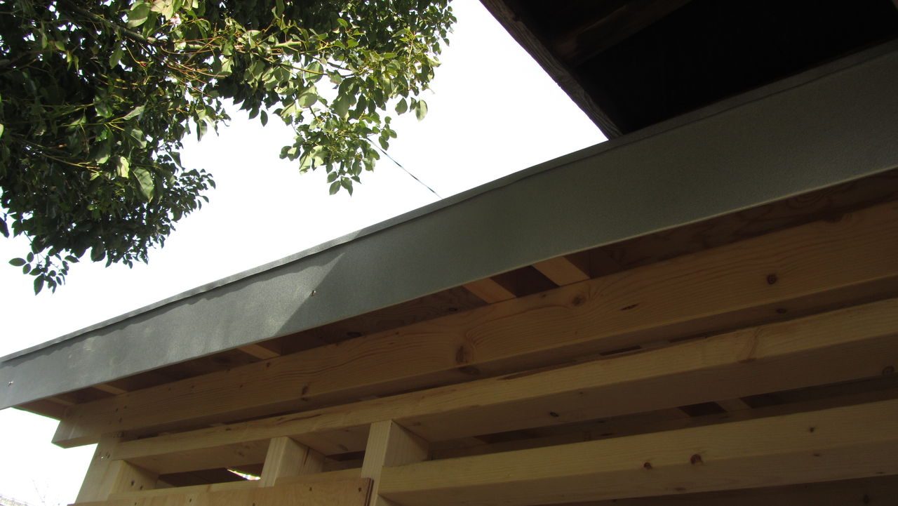 屋根の施工その５ 水切りを付ける やまだ 小屋を自作する