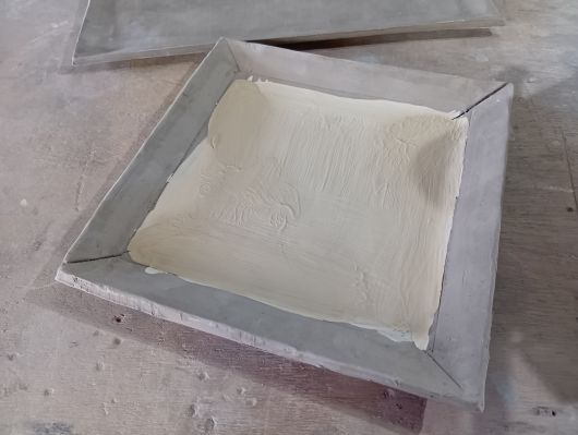 251207132834784-�ҥ�