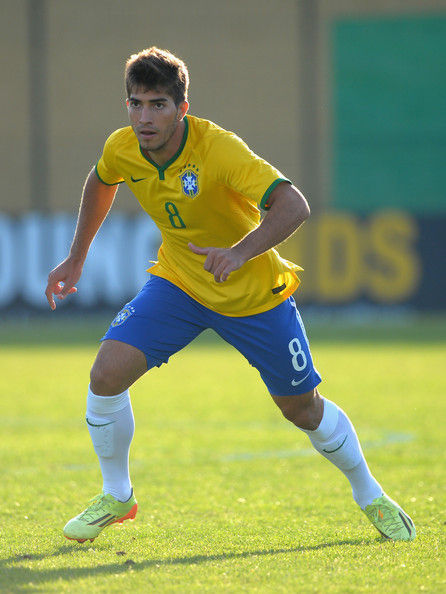 ルーカス シルバ ブラジル World Football Young Star Catalogue サッカー世界のヤングスター名鑑