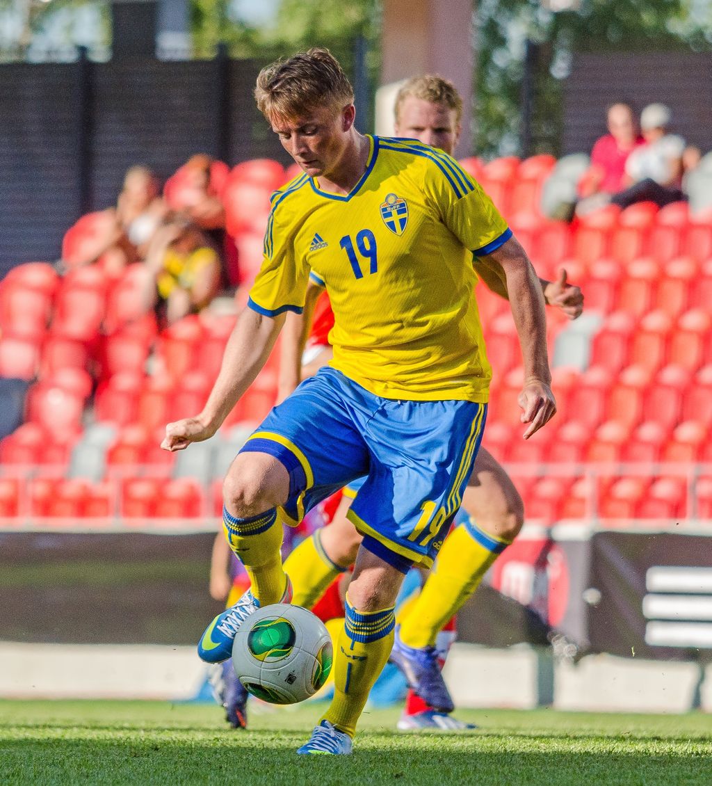 サム ラーション スウェーデン World Football Young Star Catalogue サッカー世界のヤングスター名鑑