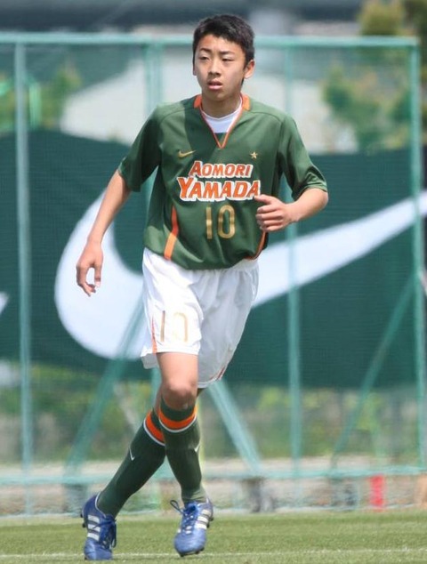MF高橋壱晟は2年生ながら青森山田中の全国制覇に貢献したMF2