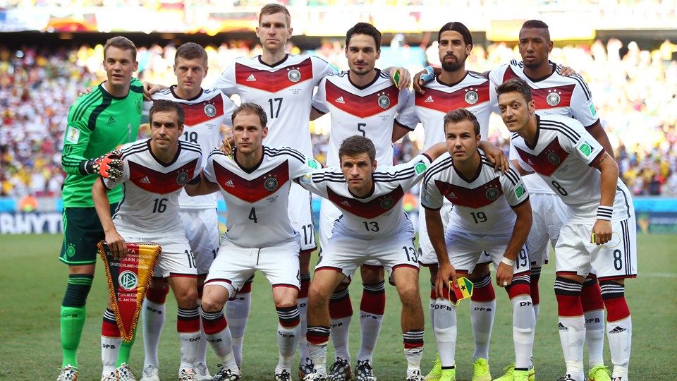 4年前の各国代表のブラジルワールドカップメンバー予想を検証 World Football Young Star Catalogue サッカー 世界のヤングスター名鑑 4年前の各国代表のブラジルワールドカップメンバー予想を検証 World Football Young Star Catalogue サッカー 世界のヤングスター名鑑