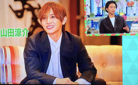 6EBC6D80-749A-4AEB-803F-A60A359B4DD7