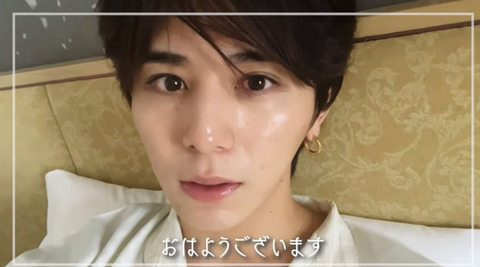 DAAC54EC-E7E5-4E0B-9939-73189B30CC47