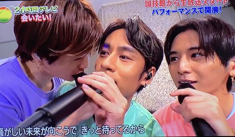 700560BD-1B20-4848-B99F-85EF412C6DA1