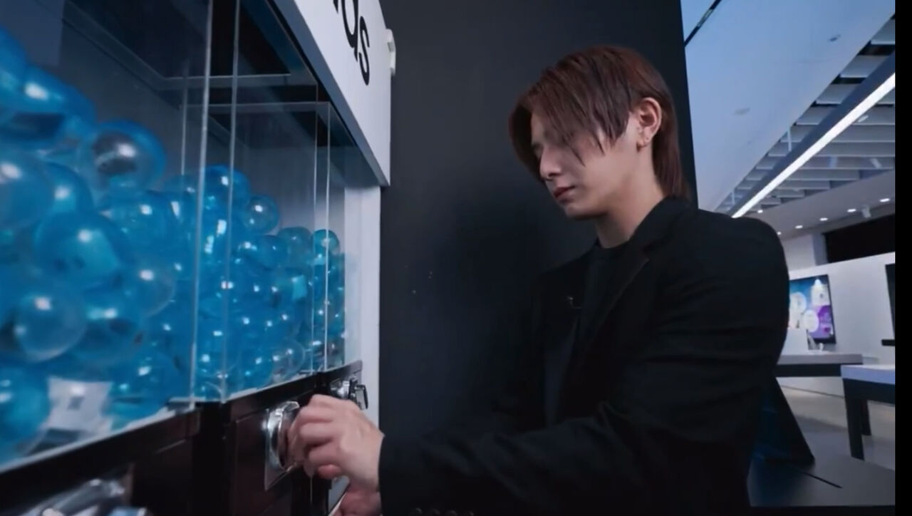 Team Galaxyの山田涼介さんが Galaxy Harajuku に❤️ : 山田涼介の苺