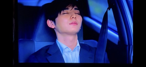 EDA2CA15-4201-4B8E-9ABF-6B6C14BCE4E4