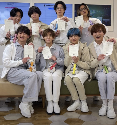 AAA8DA03-4894-4637-BD82-B9831A3DA0F9