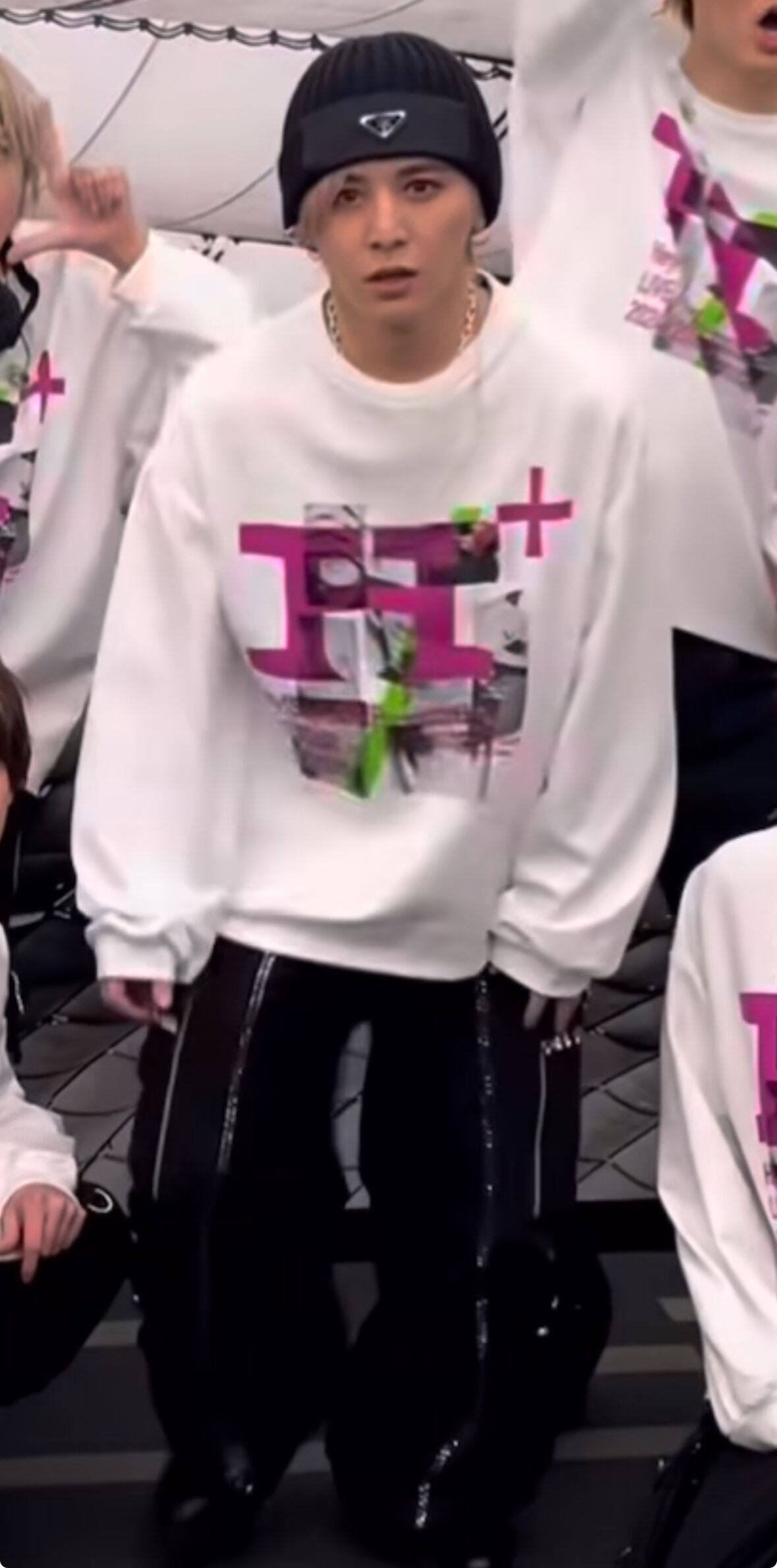 1/1JUMPのH東京ドームラストプラダの黒ニット帽被った涼介可愛