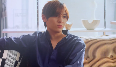 137C942C-4FF1-4B60-BAE7-A2699117EFBC