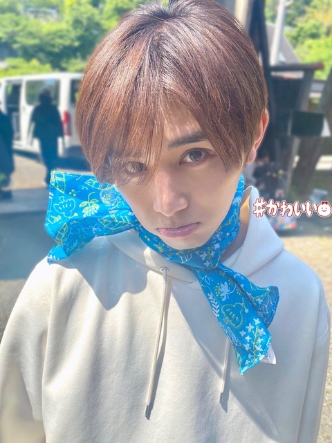 3DD246E3-B534-412D-83AC-D77ACBF3DFBE