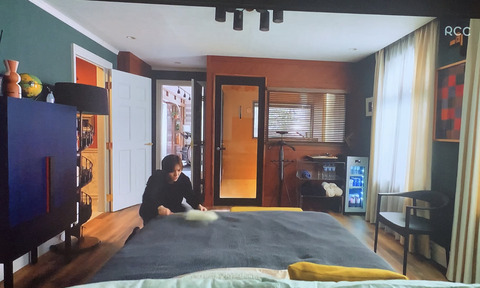 851EF91D-2D18-4061-A4F5-80AE80271741