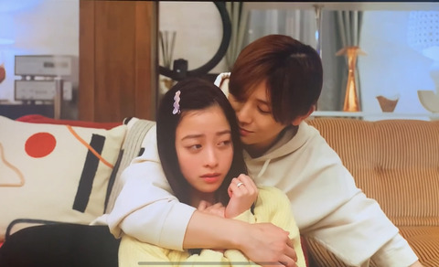 2C7714FE-C554-41AF-ABA3-F10F3DBBFA13