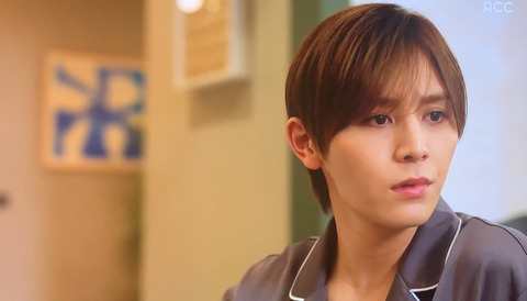 D0A4FAD7-D4A7-44DC-A104-F6F498BF64BB