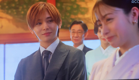 C02BDC57-F208-4261-BBA6-D9D562952A5F