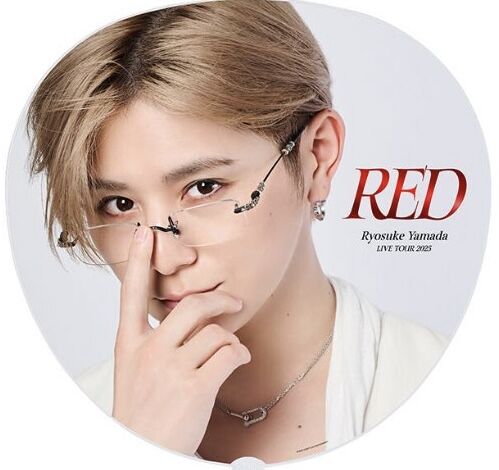 山田涼介　RED ソロコン　アクリルキーホルダー 山田涼介 RED キーホルダー - メルカリ