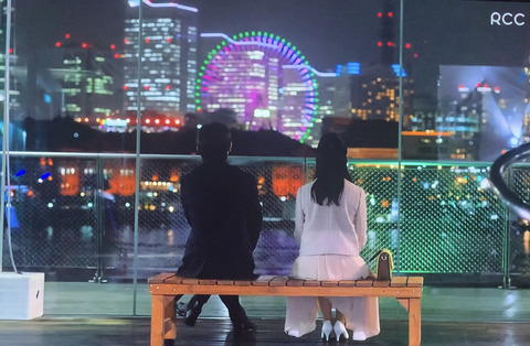 E9F81E17-4950-4B78-8CA7-221C6FD2F730