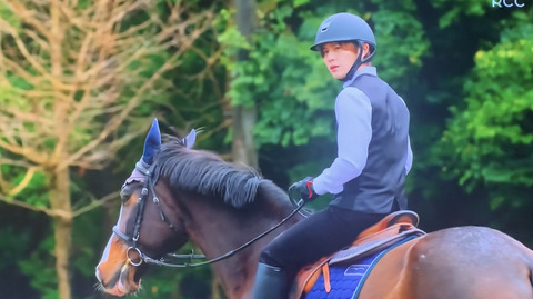 A66B55D1-3C6E-44E7-8E5E-A2638B932DBF