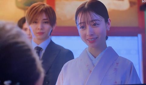 AAF740EB-E19B-4B27-BB4E-CE7510172590