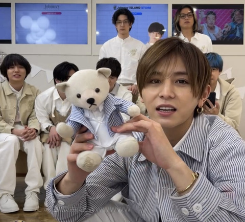 DFF53599-8B09-42B9-8B56-006703EAE509