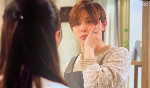 58989B30-6894-4218-9079-EA4FB82FD5EF