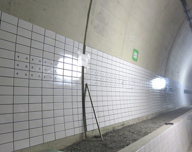 75ec1b1f.jpg