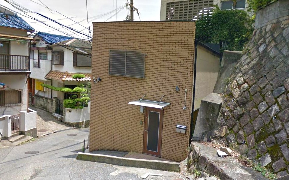 神戸山口組を研究する会 六代目山口組『弘道会』若中の『湊興業』組長に無罪判決、バー店長に謝罪を強要 コメント