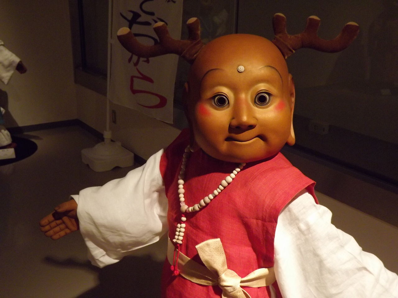 奈良県立美術館ー薮内佐斗司展 日本の桜草と美術