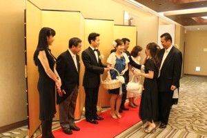お見送り