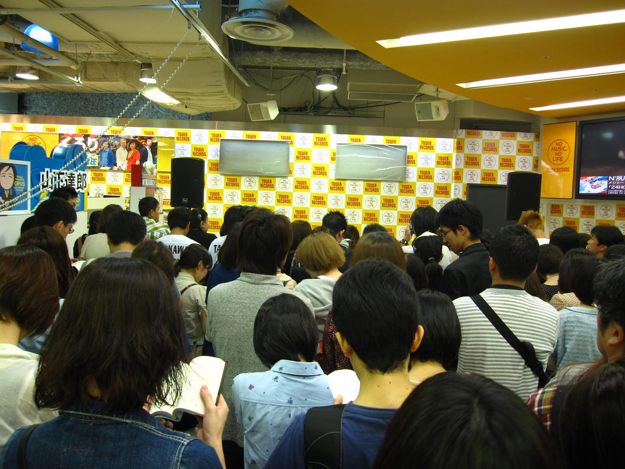 つばさんぽ 新宿タワレコ 小話 つばさんぽ 新宿タワレコ 小話