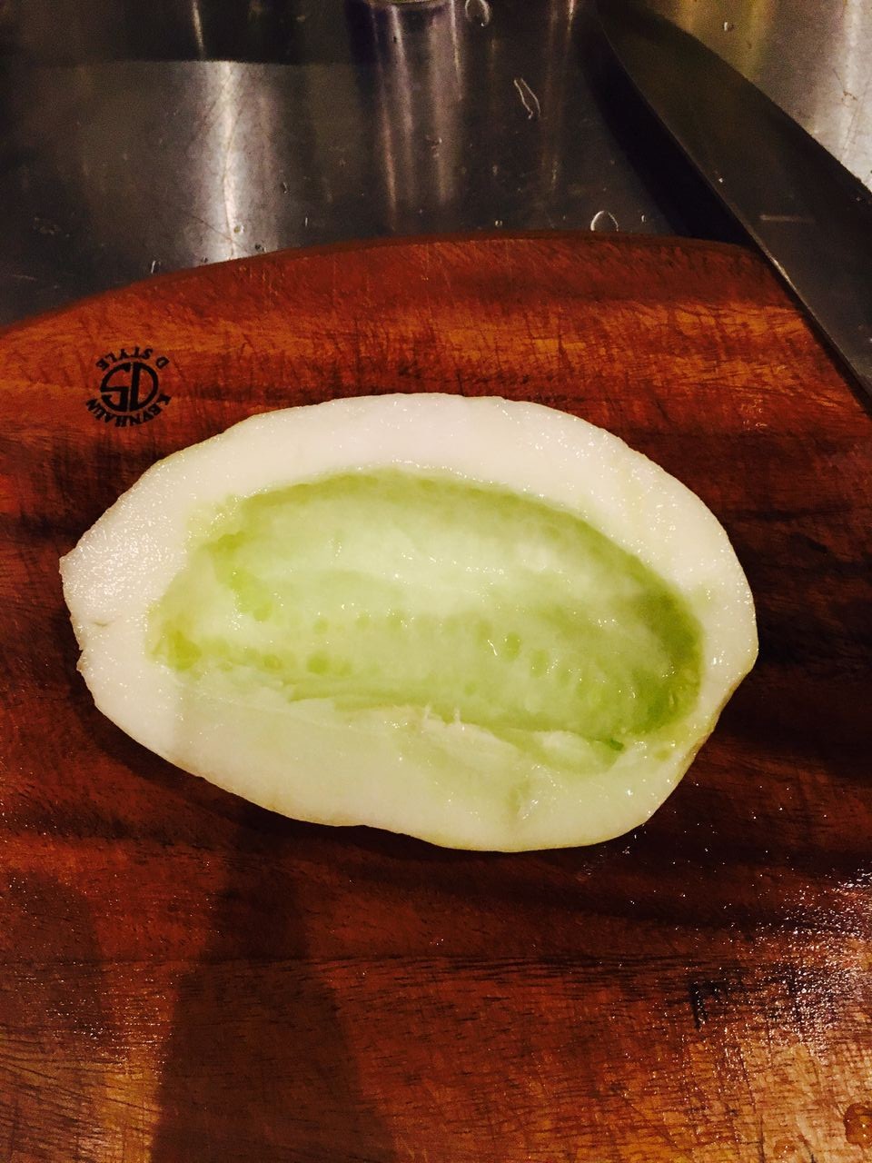 初めての梨瓜（ナシウリ） : 高尾で暮らす