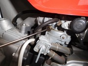 パイロットスクリュ