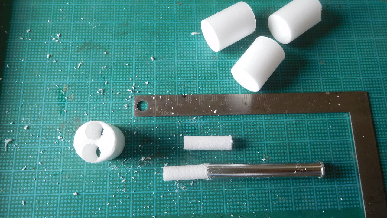 発砲タナゴ浮き削り やまめ１１０番