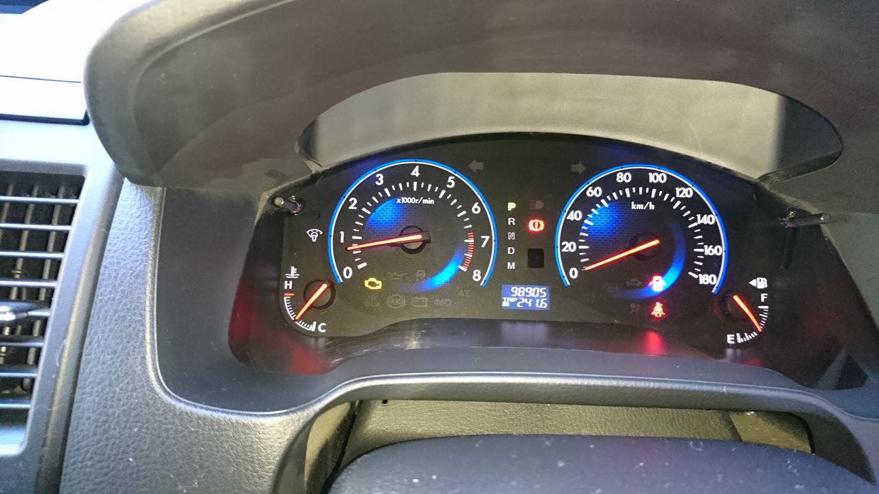 マツダ ｍｐｖ エンジンからガラガラ音 エンジンチェックランプ点灯 ボッシュカーサービス 有限会社 山田自動車