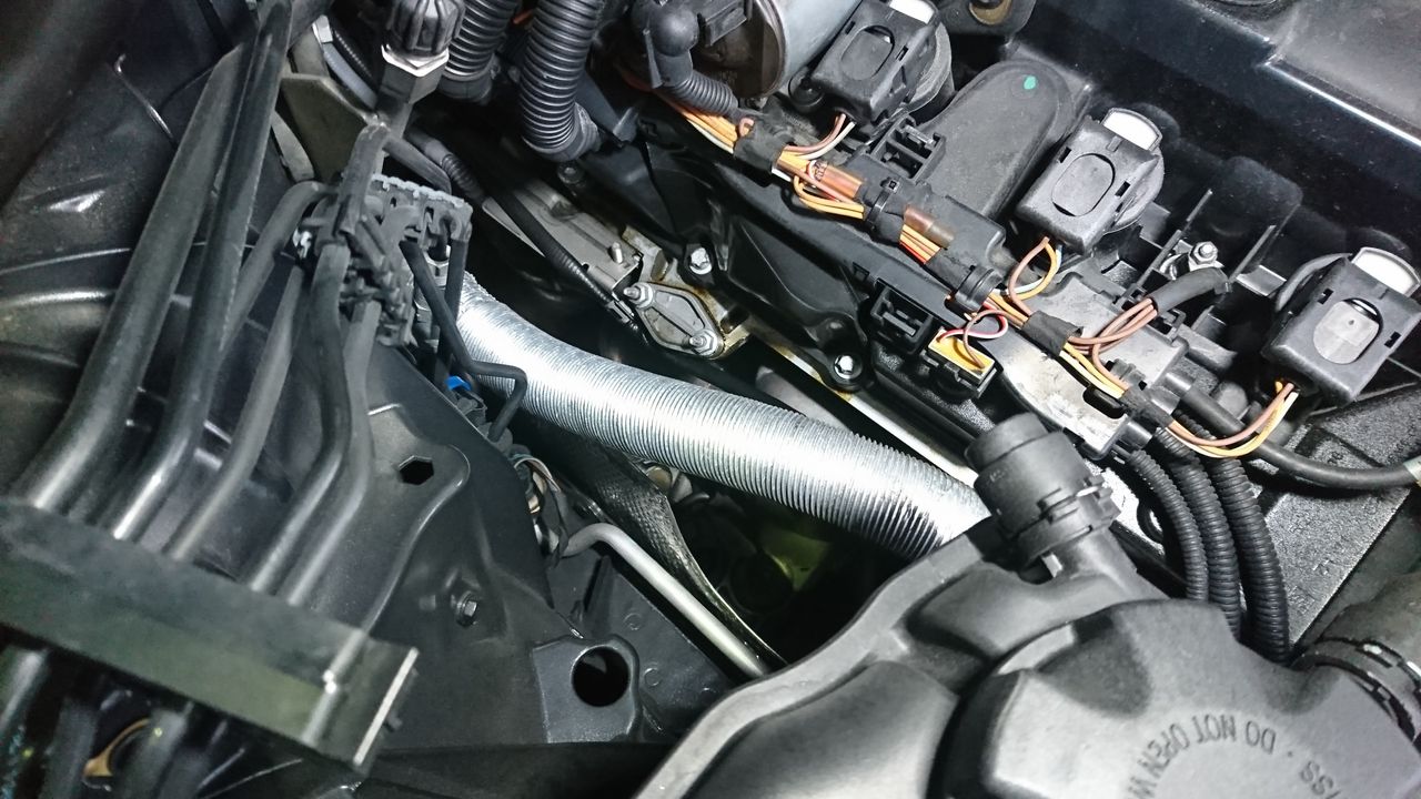 Bmw E60 5シリーズ オイル漏れ エンジンマウント交換等 ボッシュカーサービス 有限会社 山田自動車 Bmw E60 5シリーズ オイル漏れ エンジンマウント交換等 ボッシュカーサービス 有限会社 山田自動車