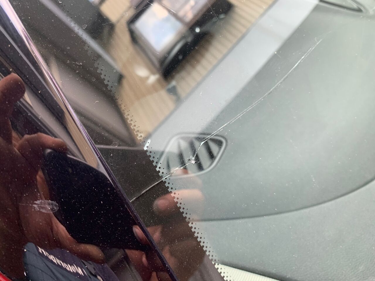 mini クラブマン フロントガラス交換 ボッシュカーサービス 有限会社 山田自動車 mini クラブマン フロントガラス交換 ボッシュカーサービス 有限会社 山田自動車
