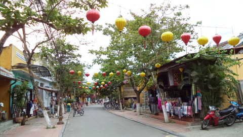 Nguyen Thi Minh Khai street