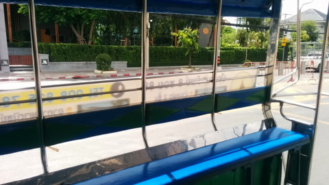 Songthaew_transportation_04