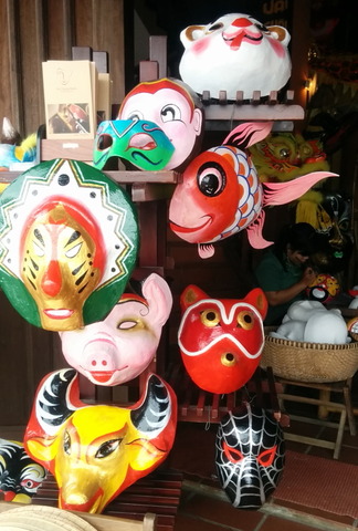 Vietnam Souvenirs_17