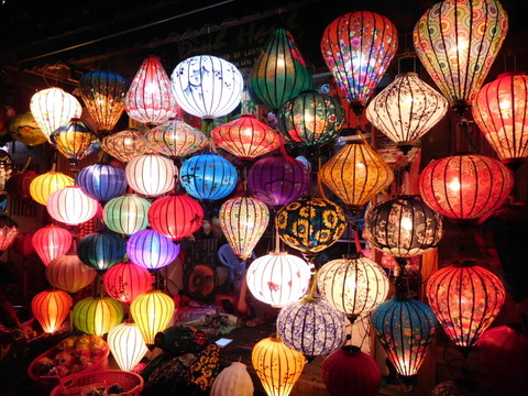 Hoi An Town_lantern shops_03